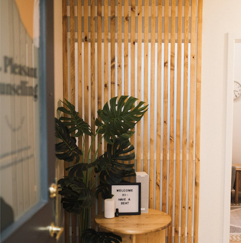 cambie-counselling-office-entrance Cambie St Vancouver counselling office entrance